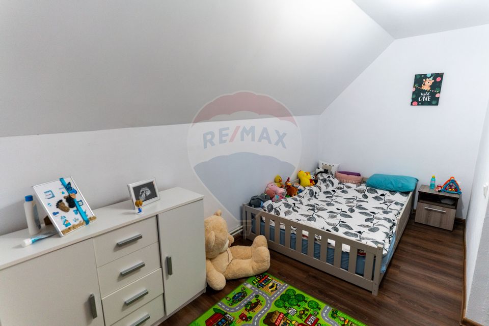 Casă / Vilă deosebita de vânzare, Hateg jud. Hunedoara