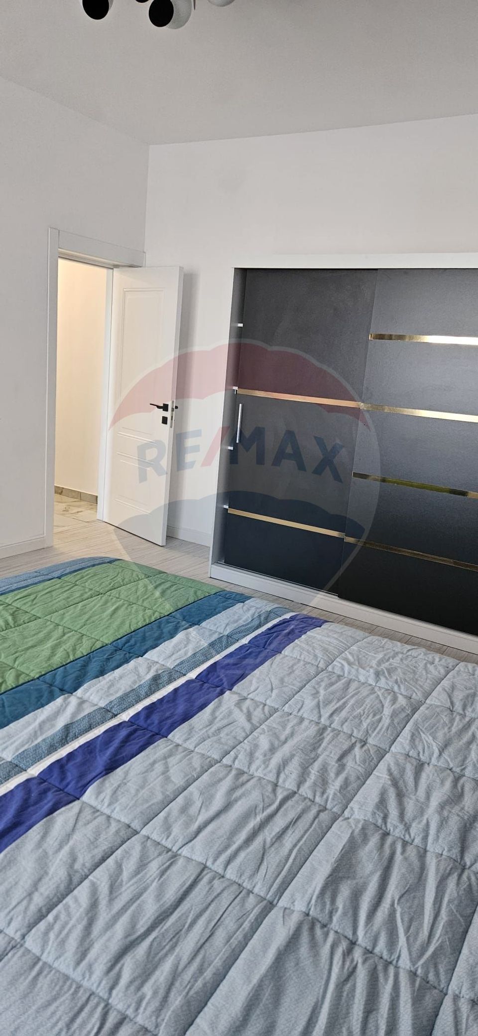 1 room Apartment for rent, Est area