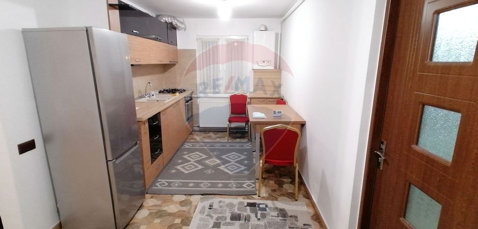Apartament cu 3 camere de inchiriat in zona Manastur