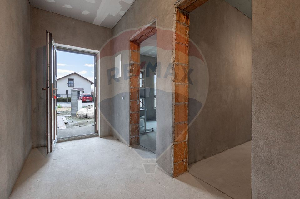 Casă / Vilă cu 3 camere de vânzare