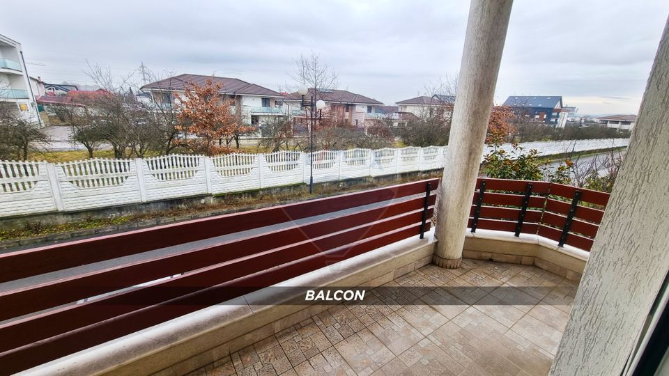 10 room House / Villa for sale, Independentei area