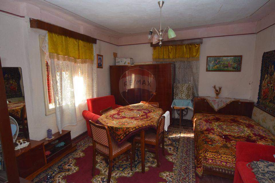 4 room House / Villa for sale