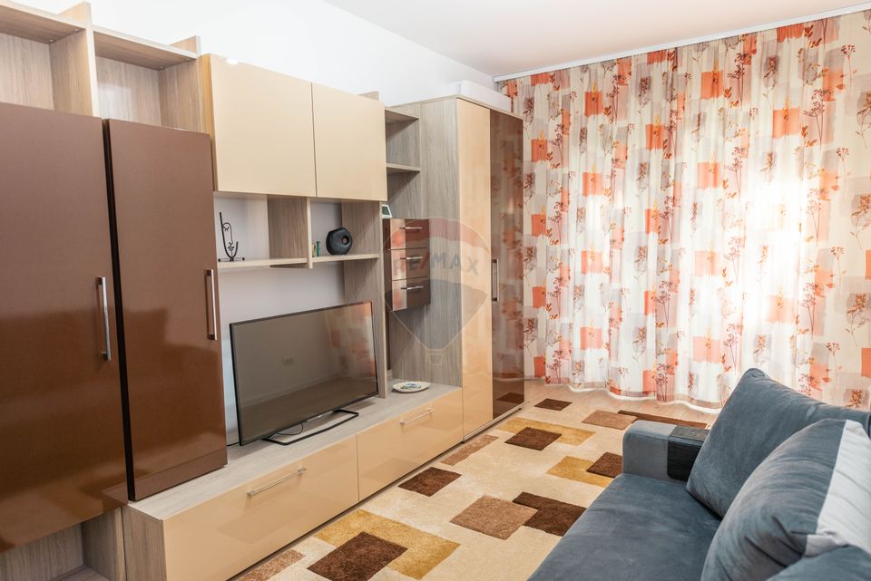 Garsoniera decomandata de inchiriat 41 mp Novum Politehnica