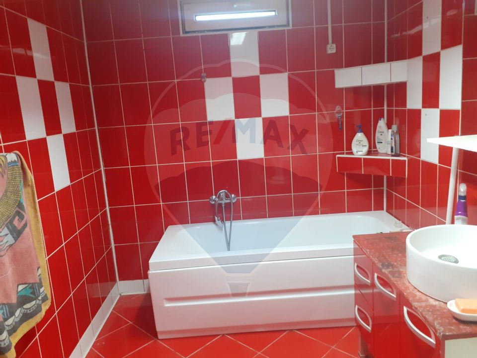 Apartament ULTRACENTRAL  2 camere de vanzare