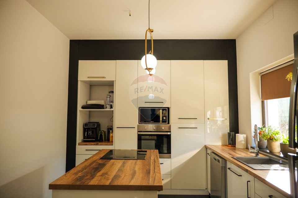 4 room House / Villa for sale, Central area