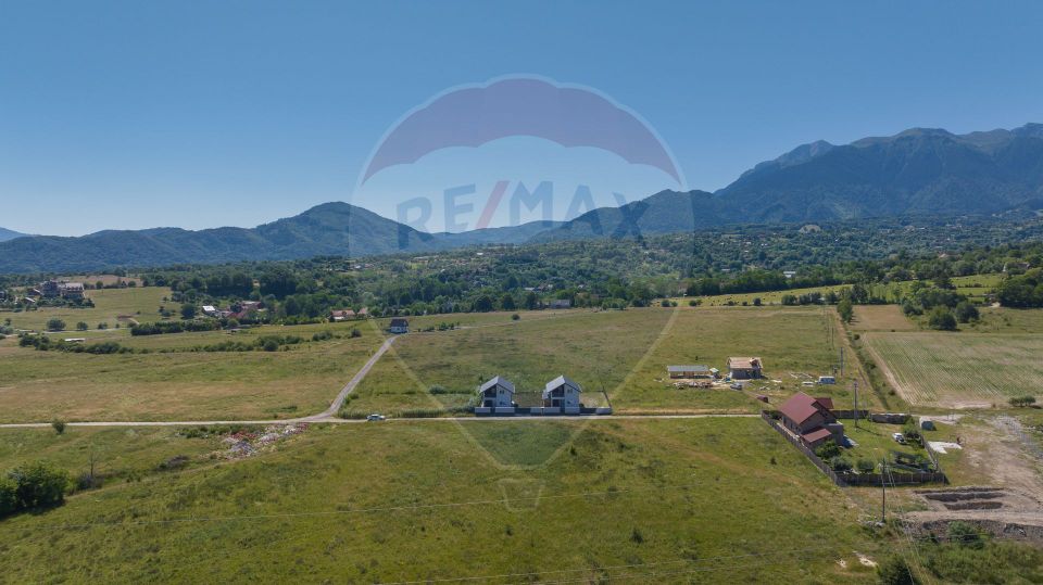 Land 4,800sqm Bran / Strada La mesteceni