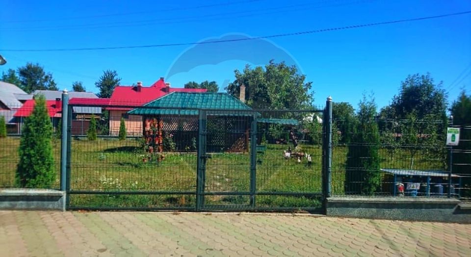 Casă / Vilă de vânzare sau spatiu comercial in Hurjuieni