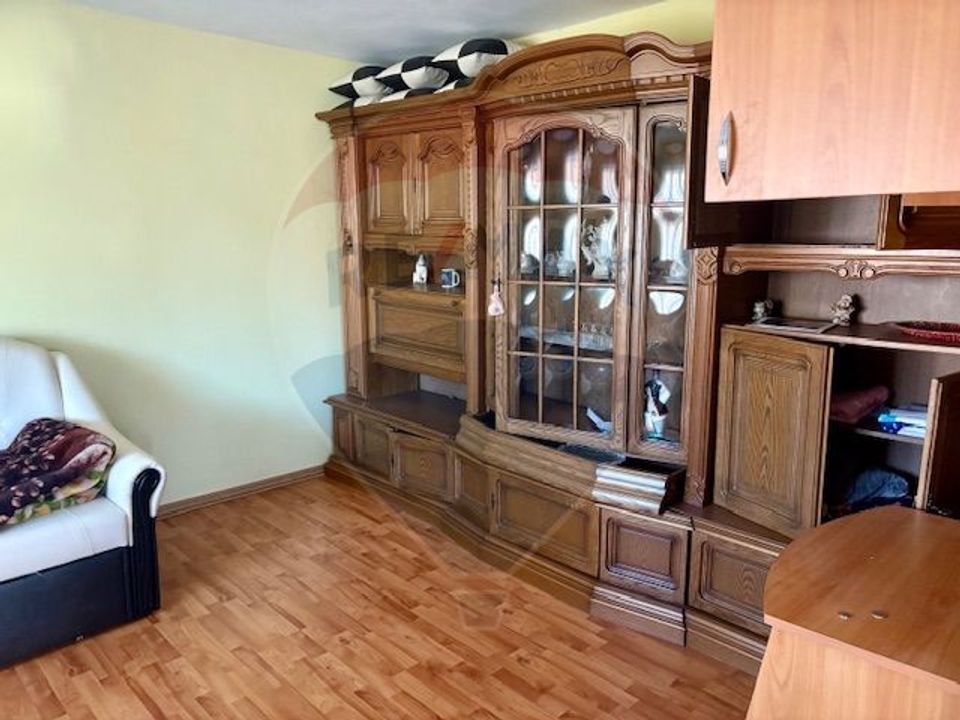 6 room House / Villa for sale