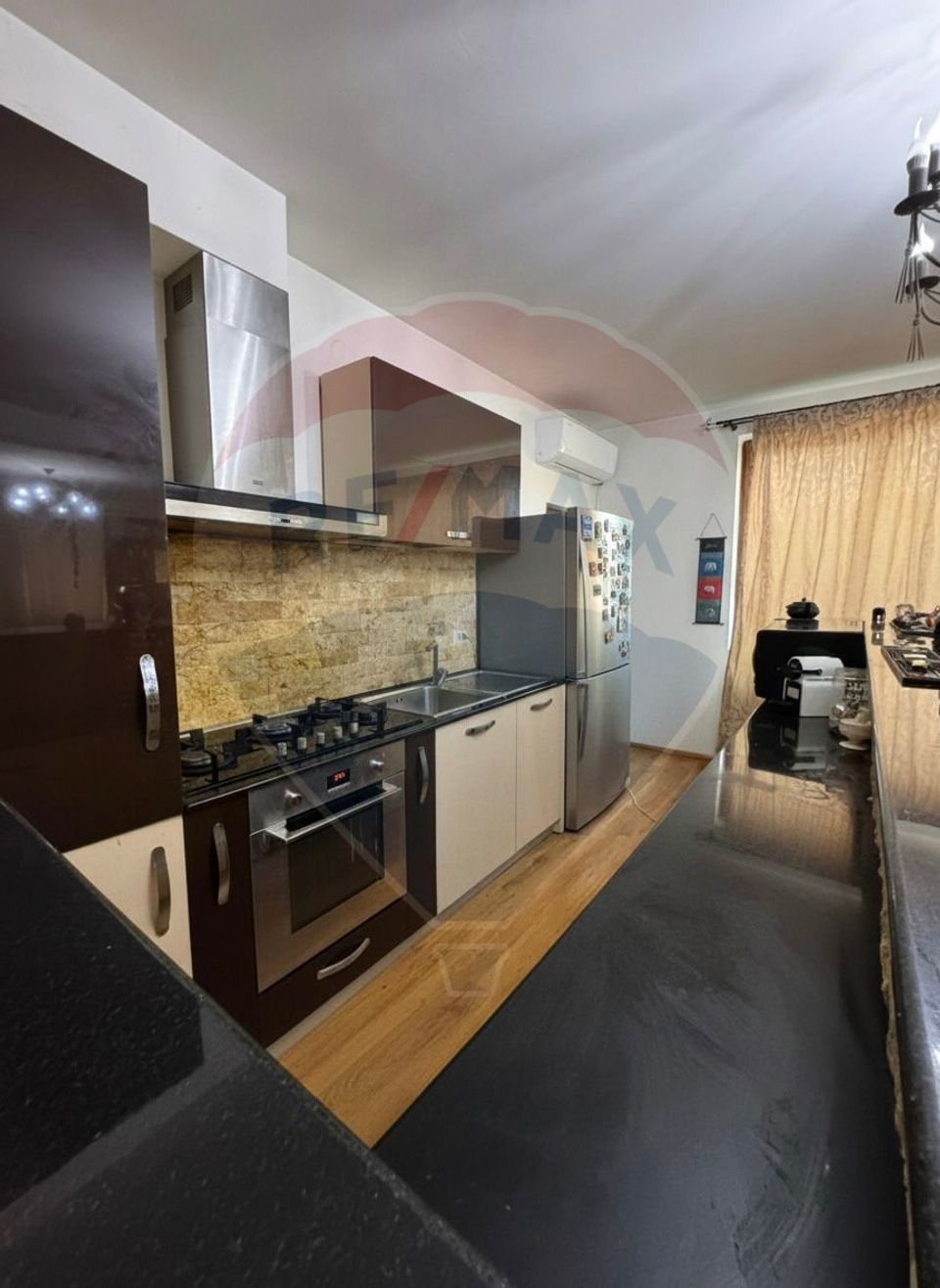 Casă / Vilă cu 5 camere de vânzare în zona Dorobantul