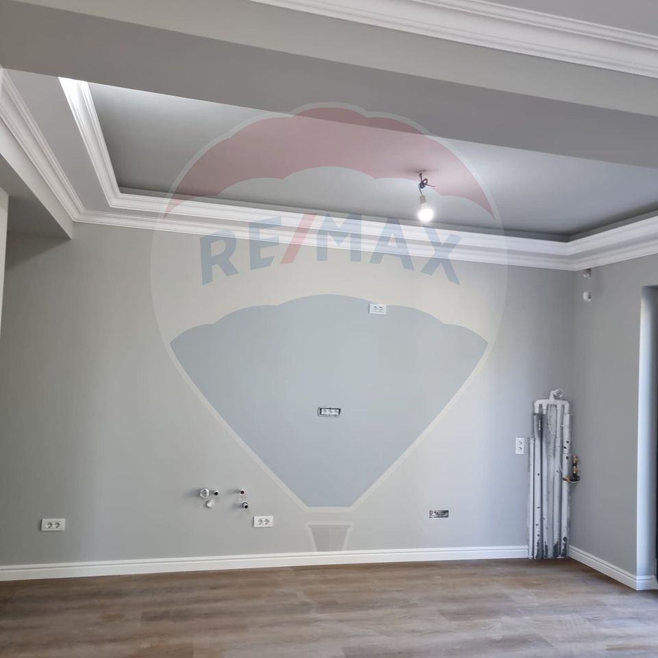 DE VANZARE Vila tip Quadruplex OTOPENI