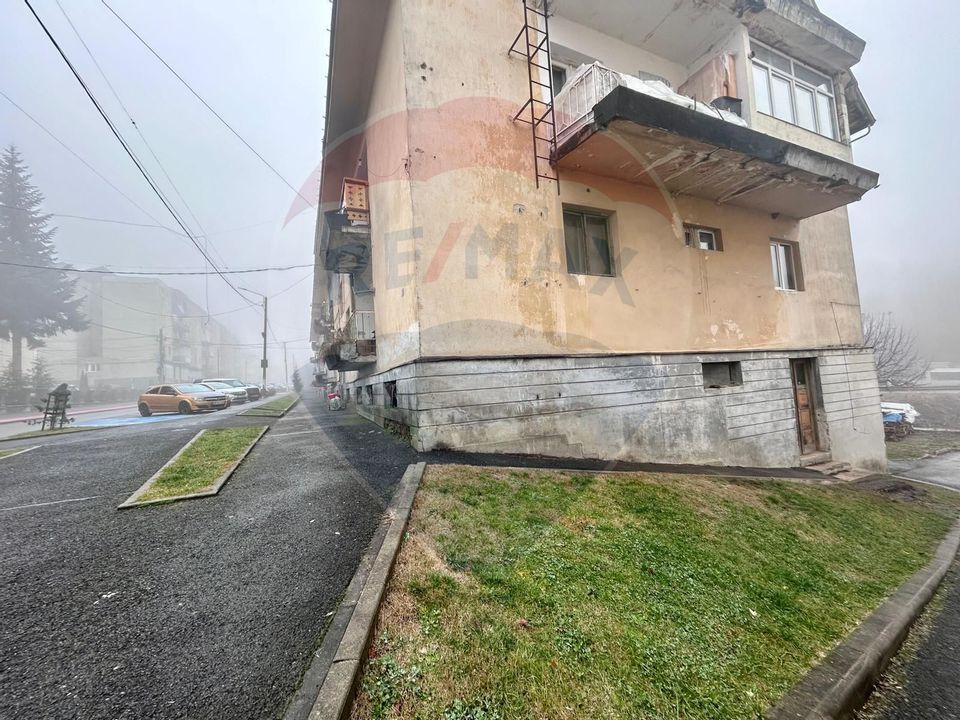 Apartament de vanzare la demisol Cavnic
