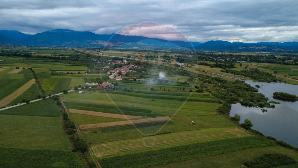 Land 3,380sqm Unciuc / Intrarea Unciuc