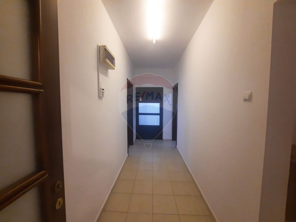 For rent Individual house / villa with courtyard, Stefan cel Mare area
