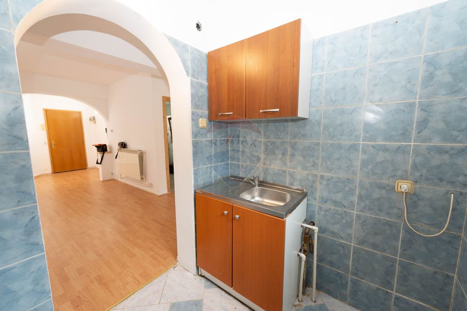 Spatiu comercial, birou, de inchiriat - in zona Domenii