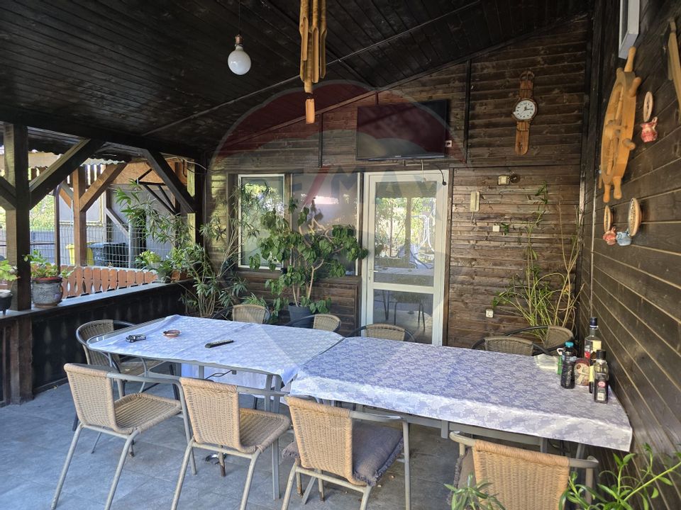 Casă / Vilă cu 5 camere de vânzare în zona George Enescu