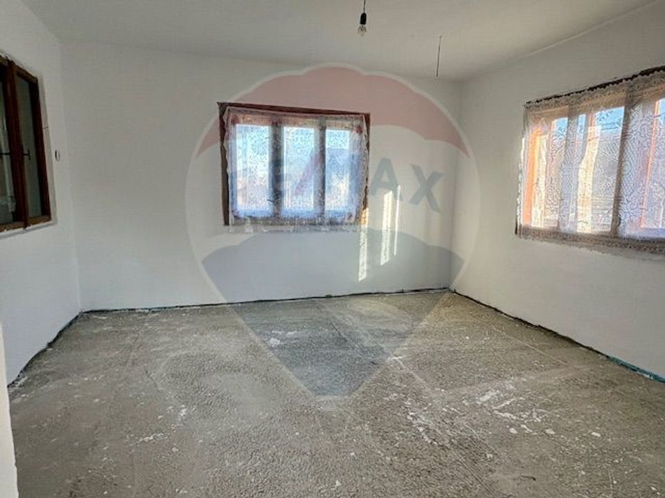 Casă / Vilă cu 3 camere de vânzare