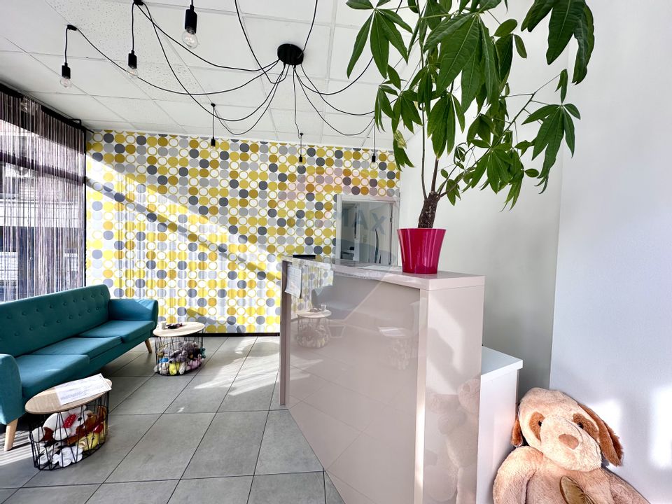 55.75sq.m Commercial Space for rent, Mosilor area