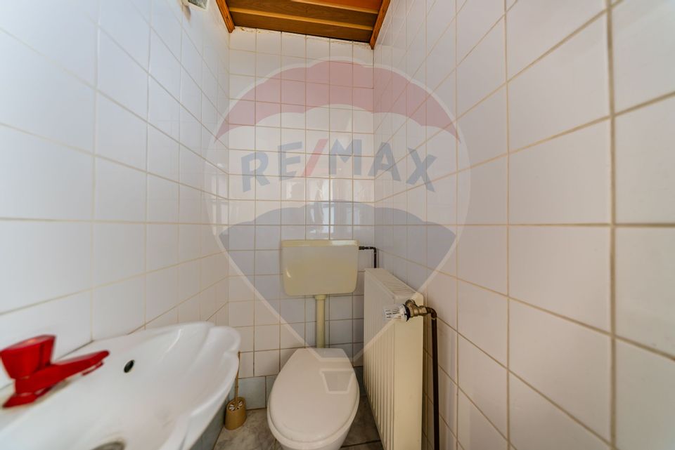 7 room House / Villa for sale, Confectii area