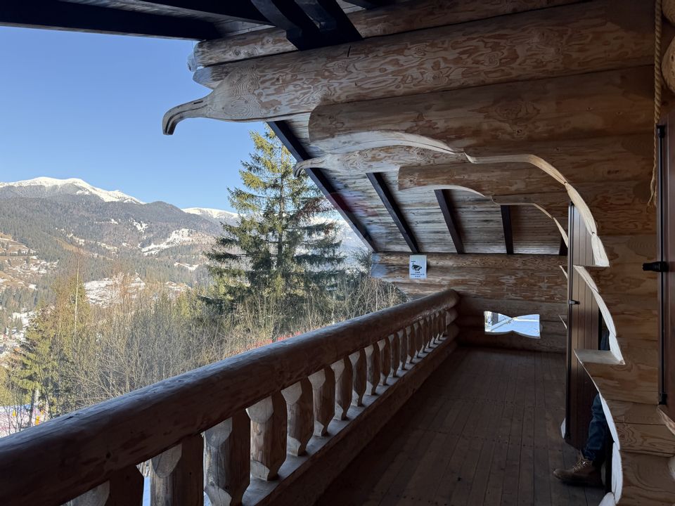 Cabană în inima munților,acces la pârtia de schi din Borșa,teren2200mp