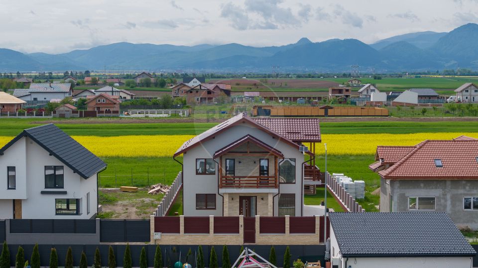 - REZERVAT- Casă Harman - Constructie 2025