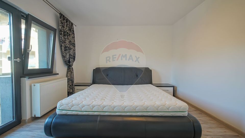 Comision 0 %! Apartament cu 4 camere de vânzare! Movilei