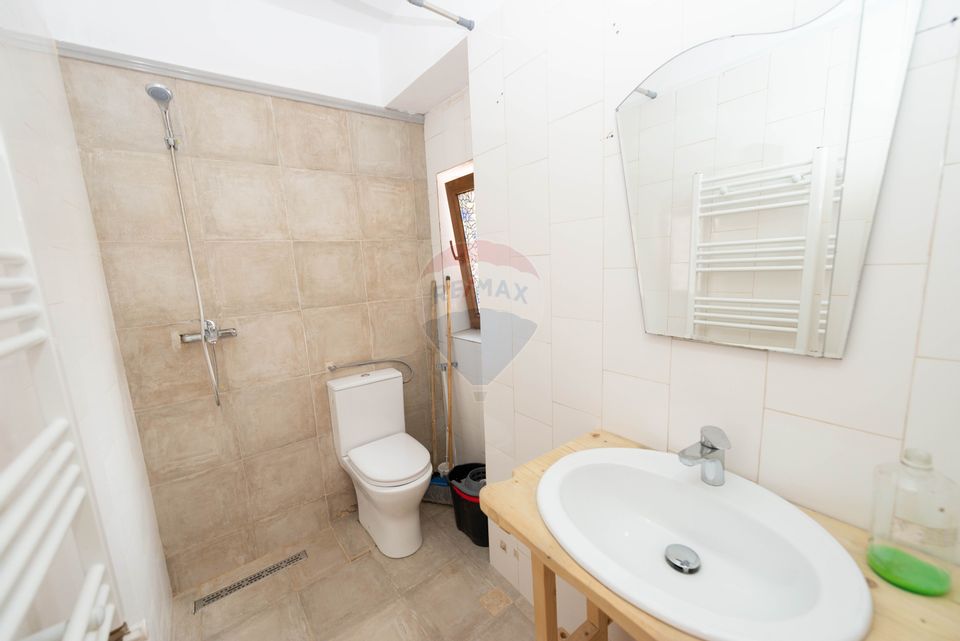 Spatiu comercial, birou, de inchiriat - in zona Domenii