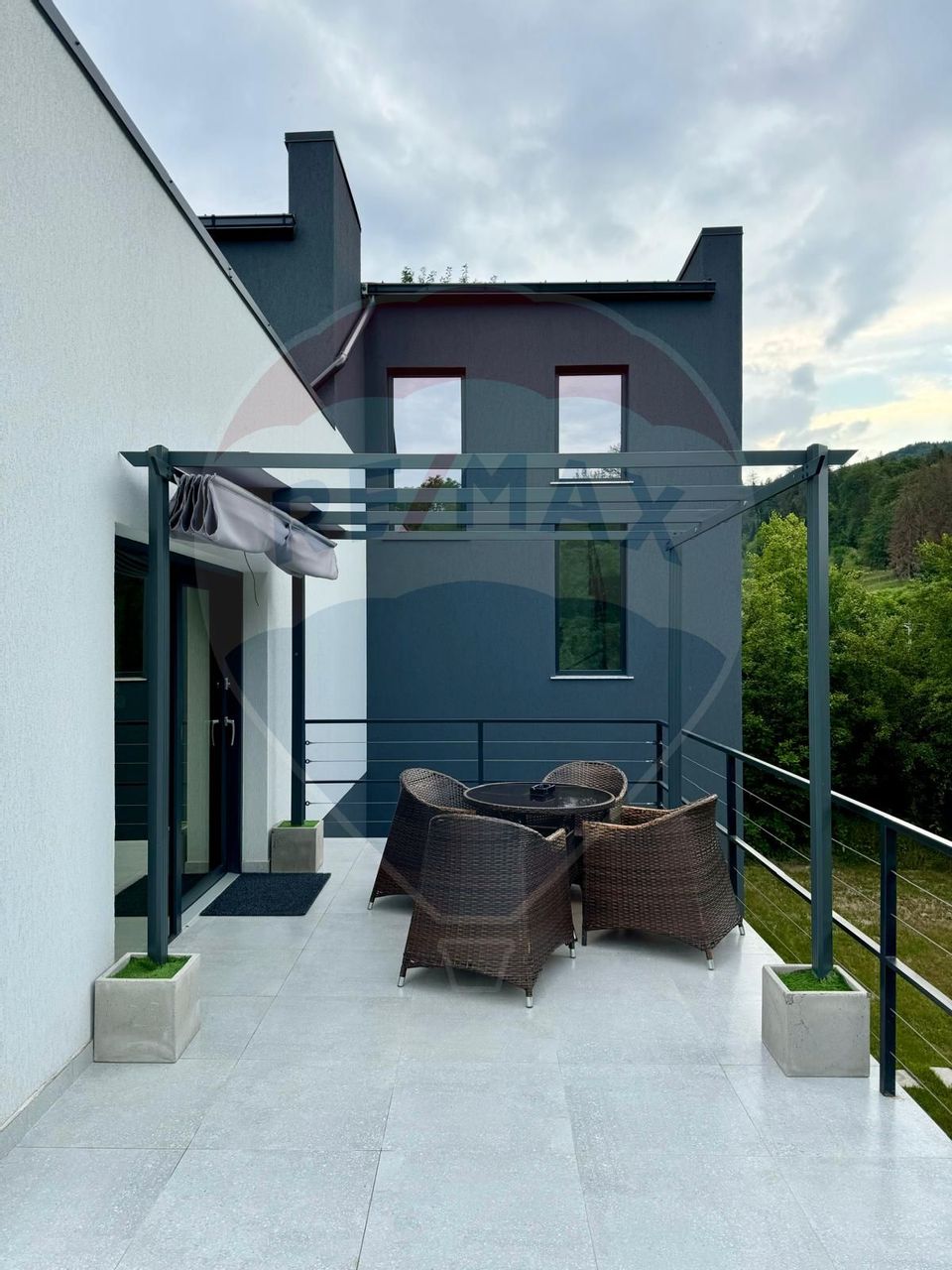 Vanzare Vila la munte