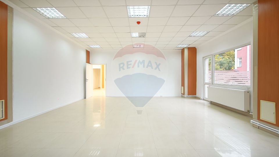 250sq.m Office Space for rent, Central area