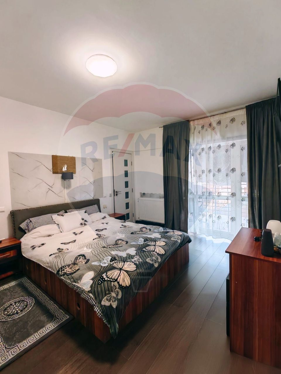 Casă / Vilă cu 4 camere de închiriat