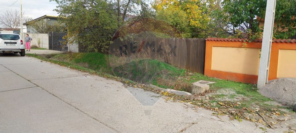 Teren/Loc de casa parcelabil, intre case, 800mp Simnicu de Sus