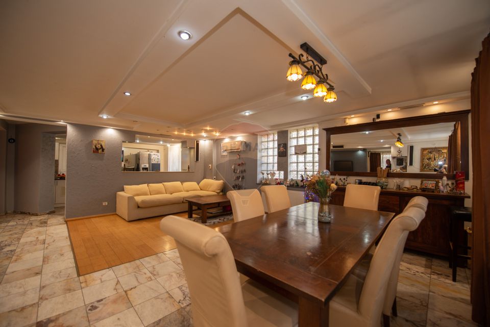 Casa 9 camere de vanzare 1200mp teren Cornetu Padure Lac Mihailesti