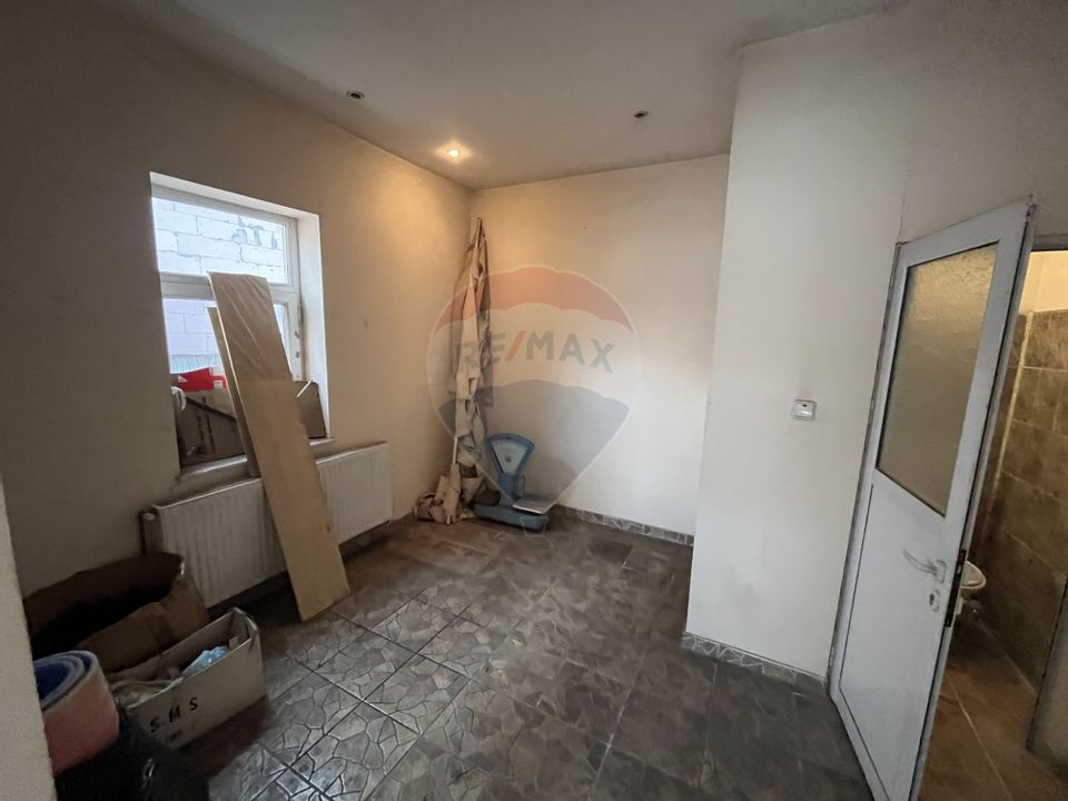 6 room House / Villa for sale, Marasesti area