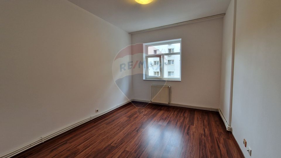 3-room apartment for sale in the Ozana area close to the metro