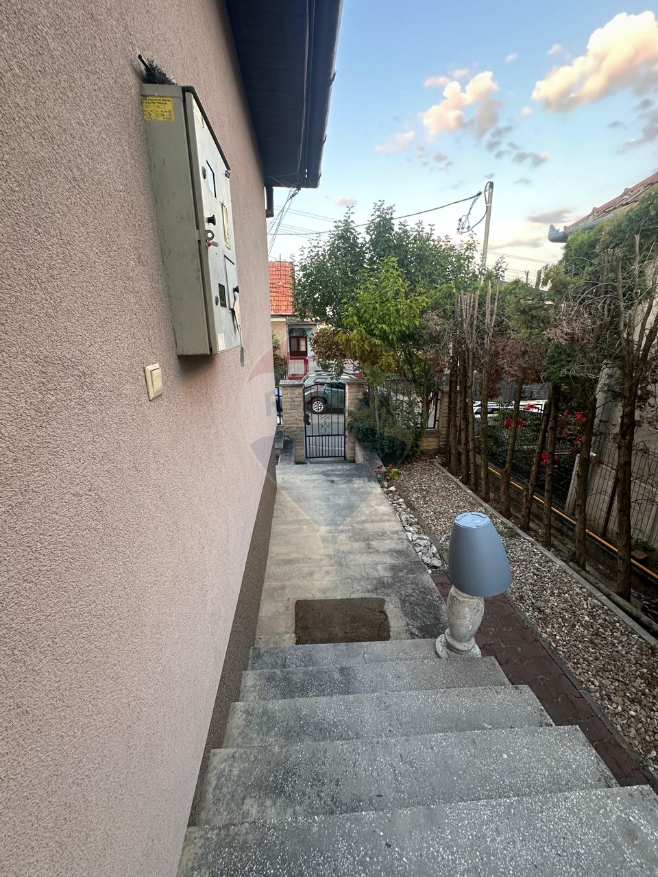 3 room House / Villa for rent, Dambul Rotund area