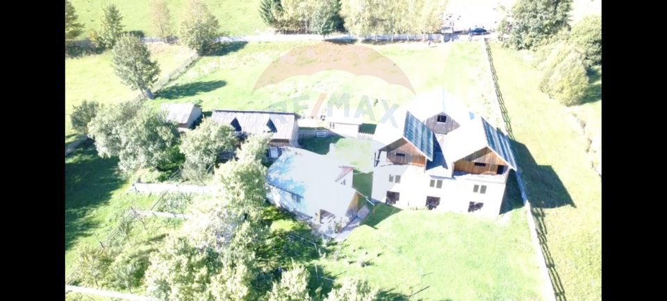 Casă în Vatra Dornei, zona Argestru, cu 11.541m.p. TEREN INTRAVILAN