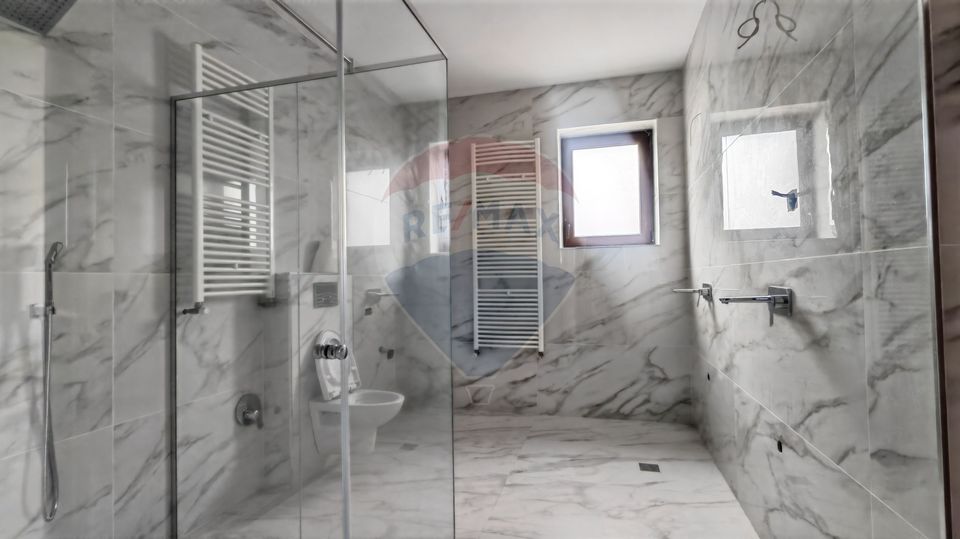 Villa for sale in Berceni, land 1161 sqm | Investment opportunity