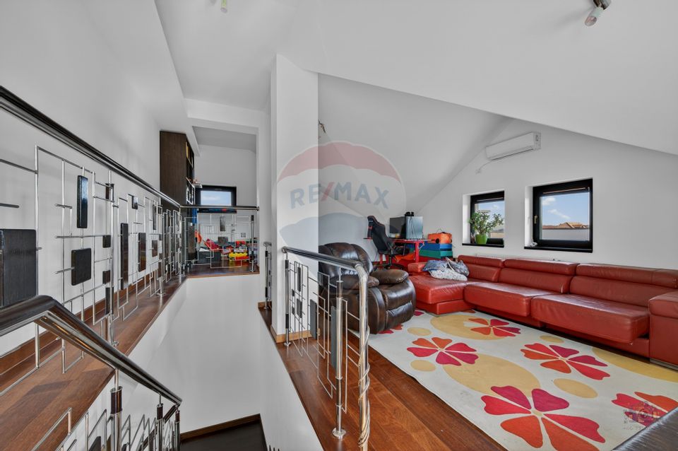 Vila cu design spectaculos, tehnologie smart & lifestyle complet