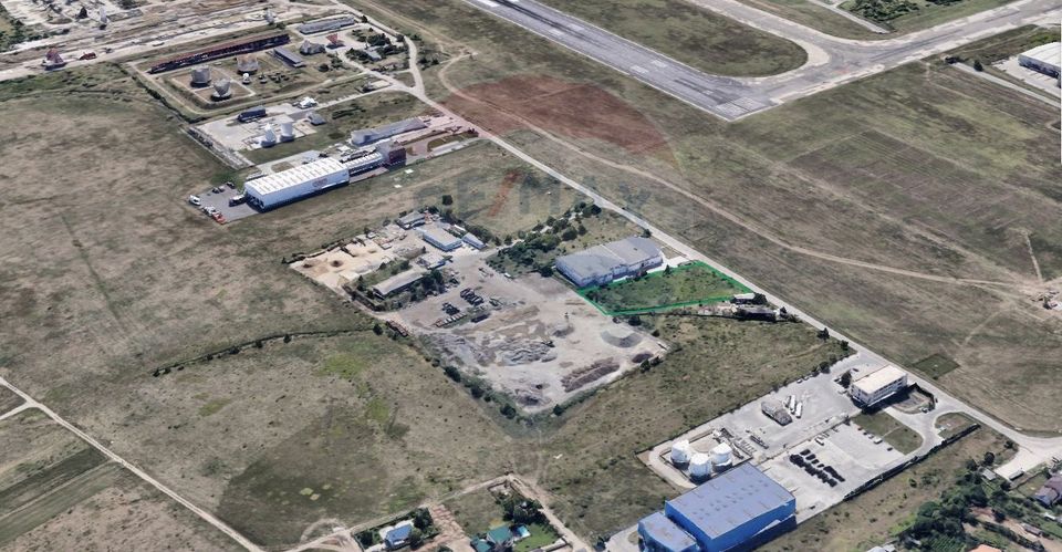 Presentation of Land for Sale – Mixed Area of Housing and Services