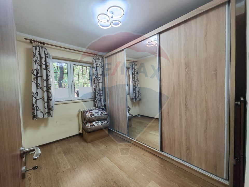 Apartament cu 3 camere de vânzare în zona 1 Decembrie 1918