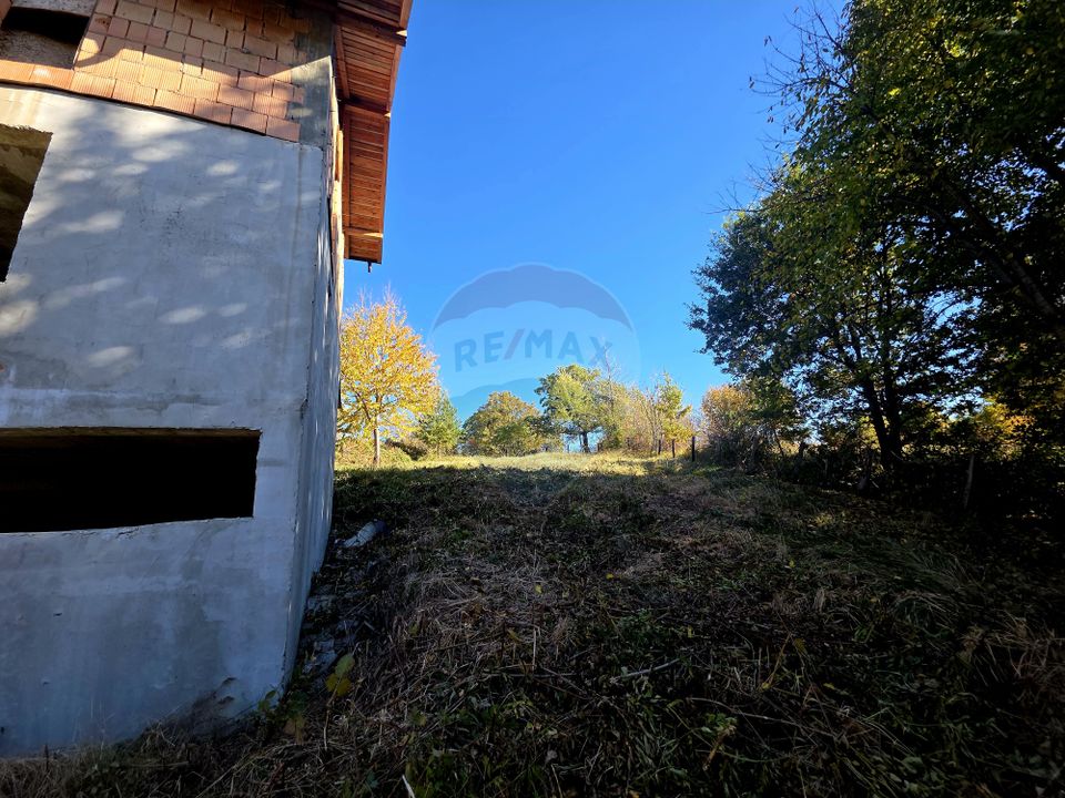 5 room House / Villa for sale