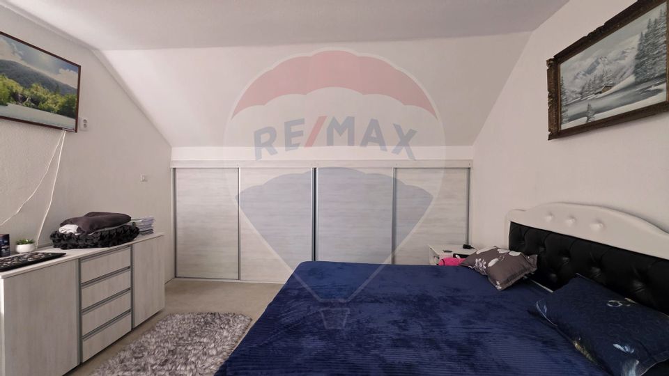 Casă / Vilă cu 4 camere de vânzare