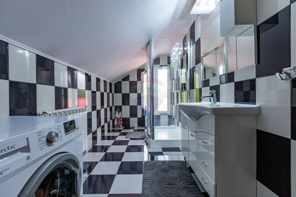 Vila / casa de vanzare in jud. Bacau, Ungureni