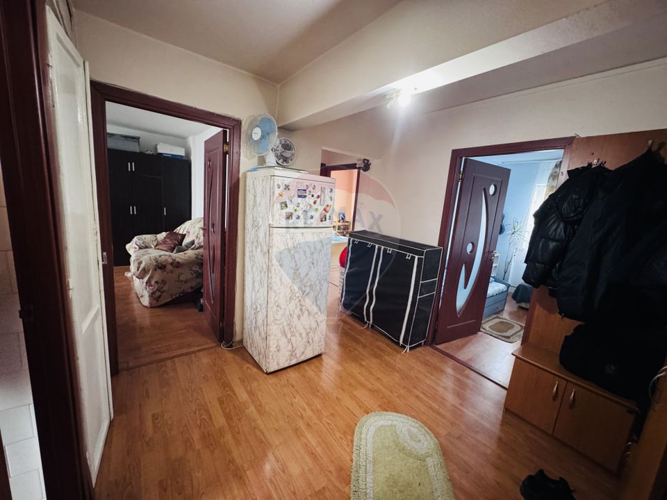 Apartament cu 3 camere de vânzare în zona Nufarul/Ghibu