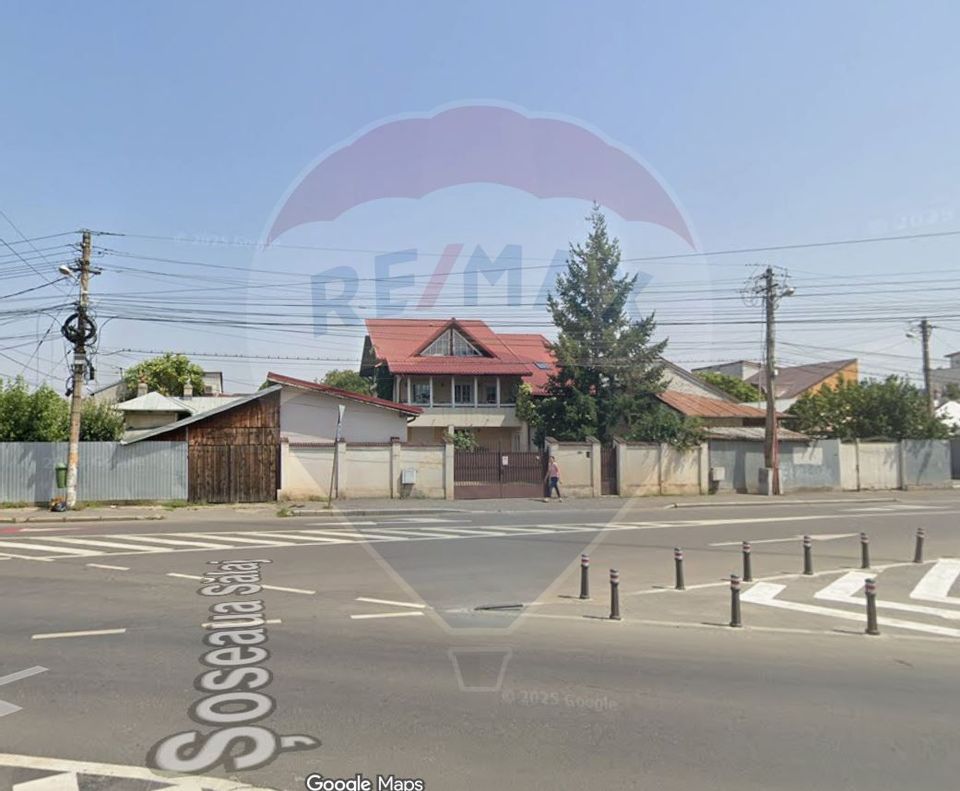 Casă / Vilă cu 10 camere si teren generos, Sos. Salaj