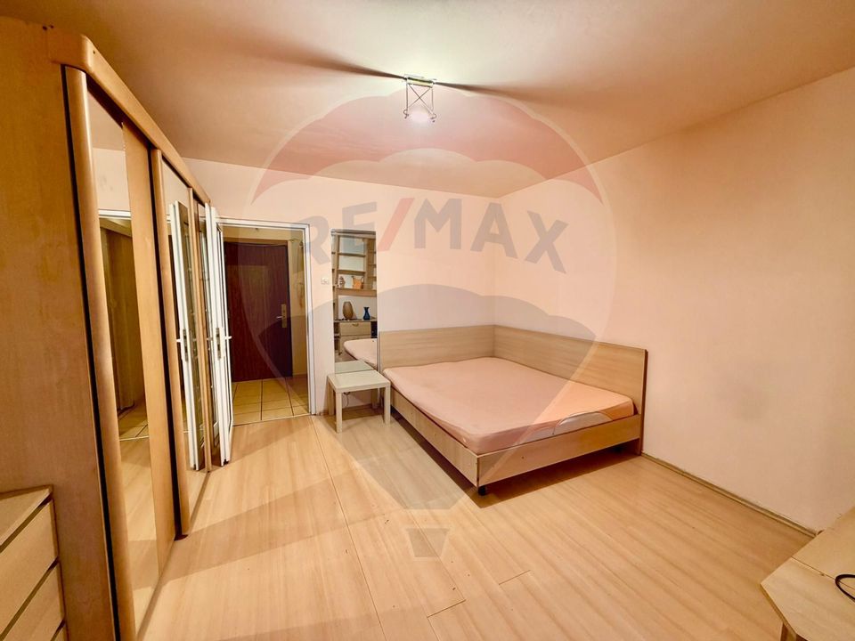 Vanzare garsoniera Metrou Costin Georgian