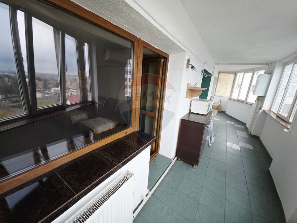 Apartament cu 2 camere de vânzare în zona 1 Mai