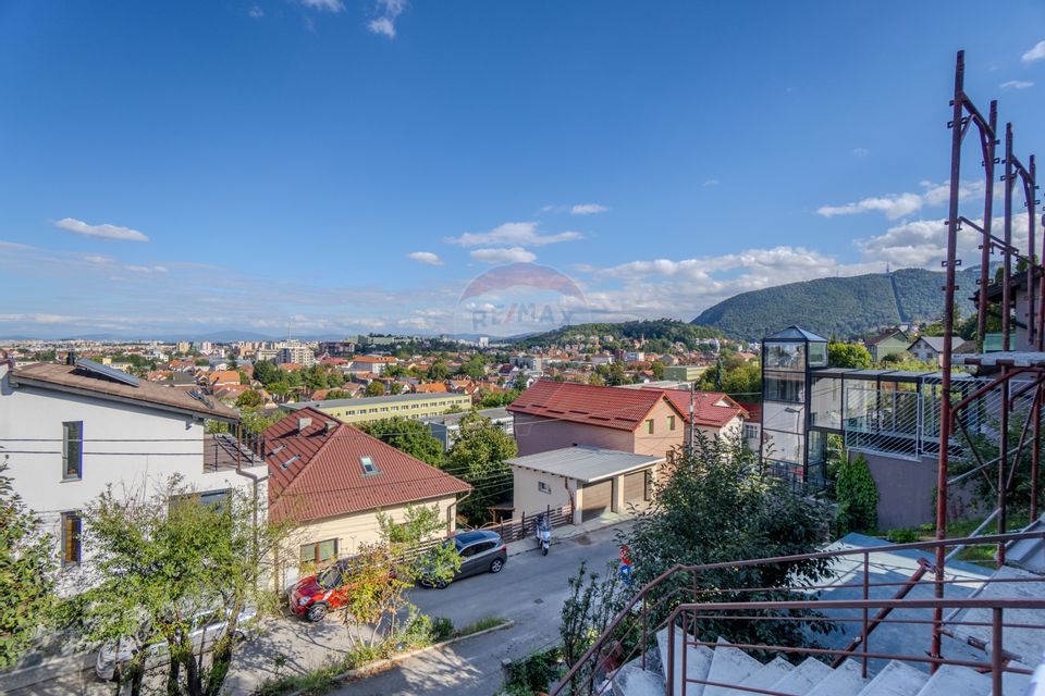 Casă individuală cu două unități locative. Zona Horia–Cloșca–Crișan