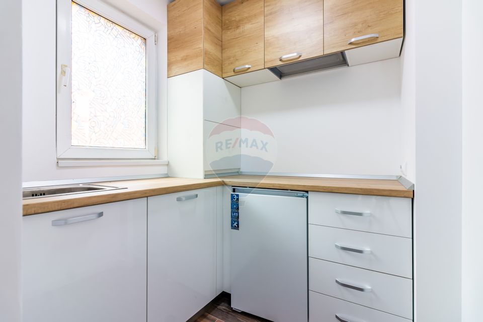 Apartament cu 6 camere de închiriat în zona Lizeanu - renovat complet