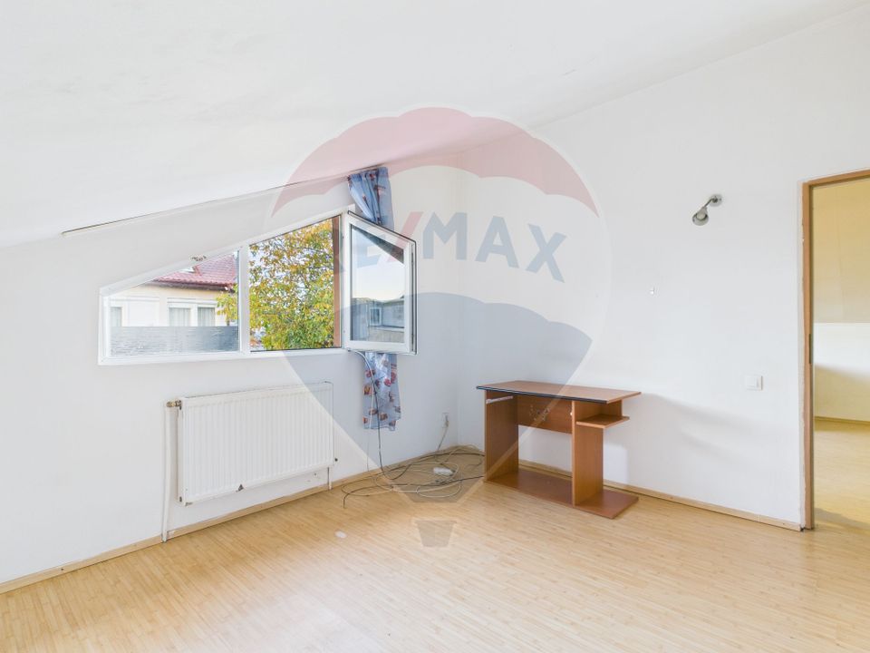 6 room House / Villa for sale, Est area