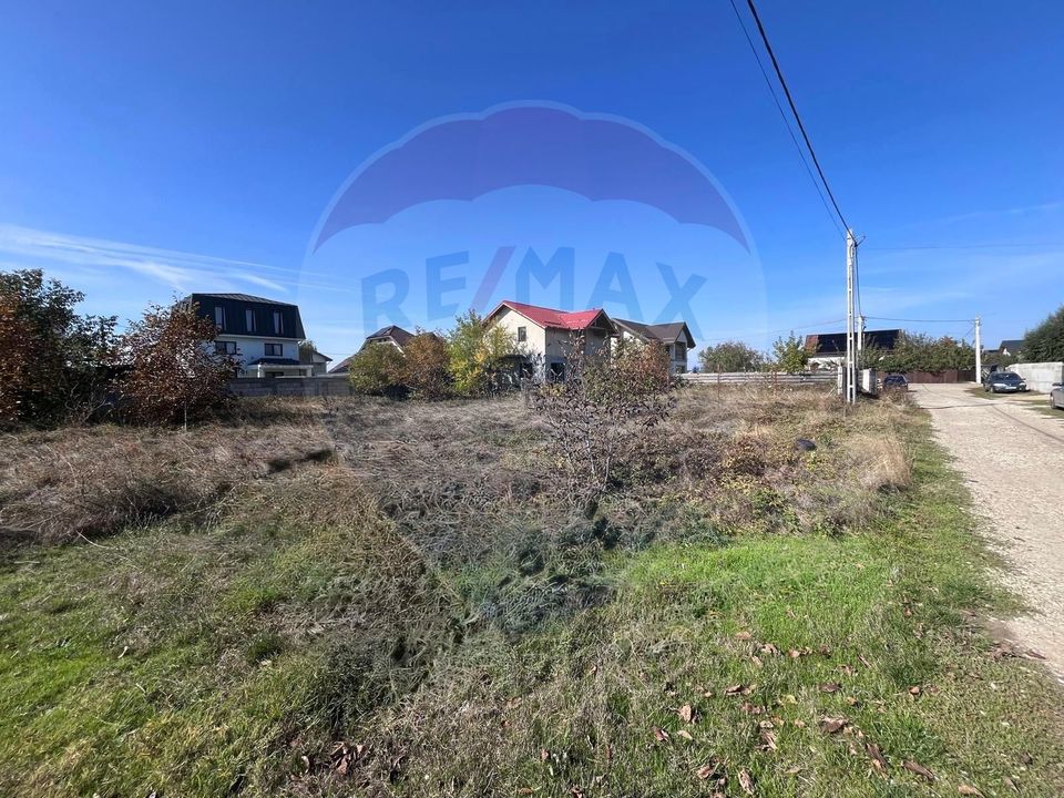Land 456sqm for sale in Berceni / Zanelor Street